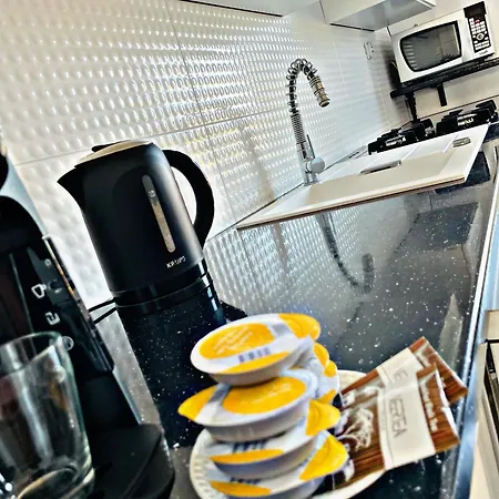 Na Poddaszu M.ch. - *